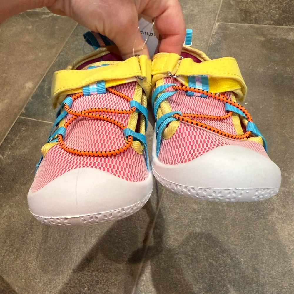 Robeez Kids Splash light pink Water Shoes - Picture 4 of 7